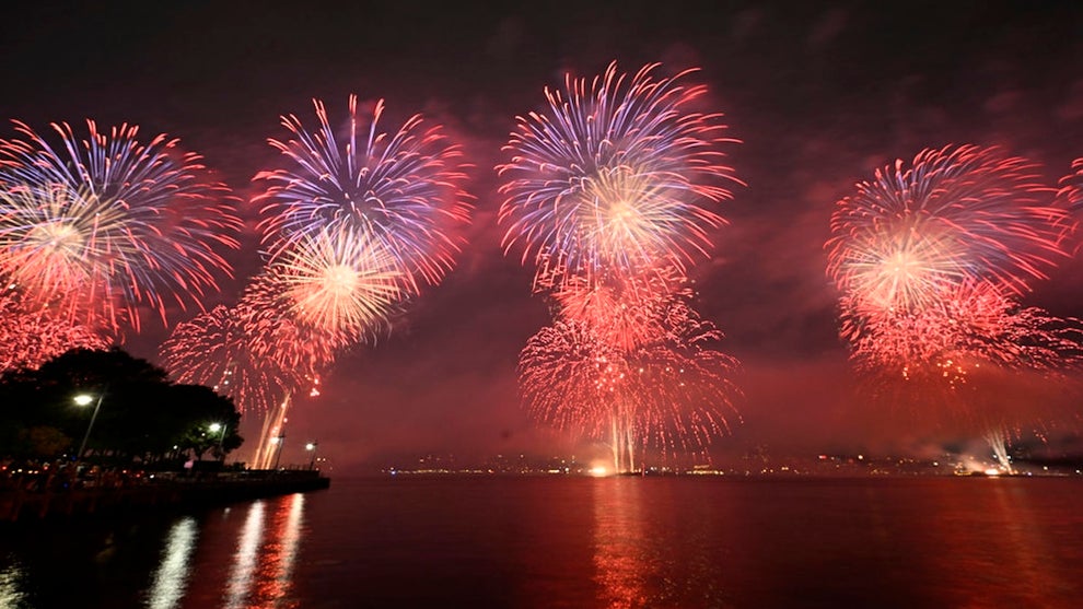 macys-4th-of-july-fireworks-dave-kotisnky-nbc