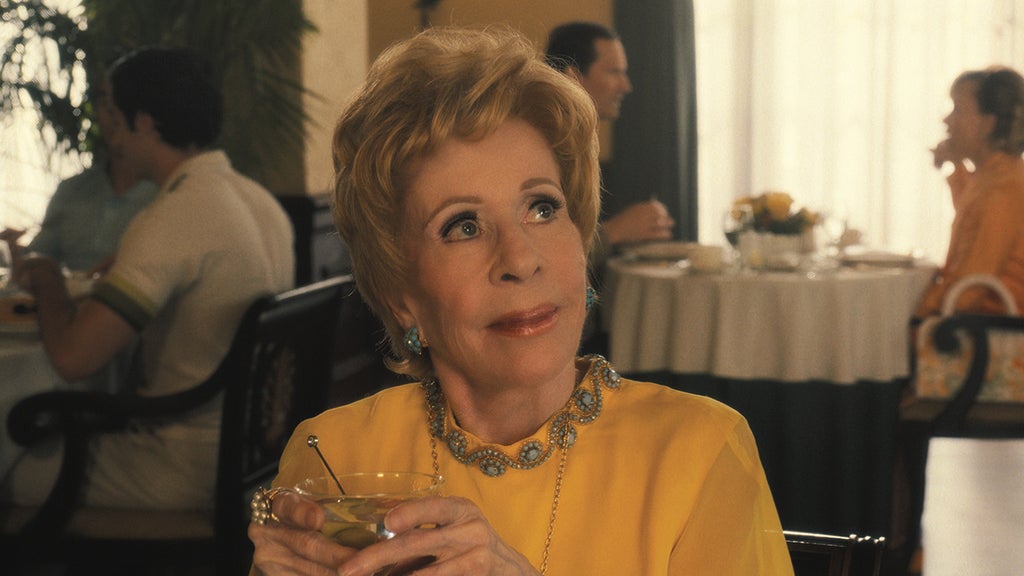 Carol Burnett in Palm Royale