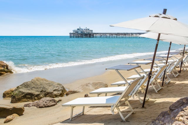 Bask by the ocean with billionaires at the Malibu Beach Inn