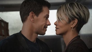 ‘The Union’ Review: Mark Wahlberg and Halle Berry Are Working Class Heroes in a 2nd Class Comedy