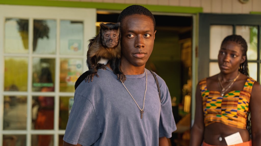 bad-monkey-ronald-peet-apple