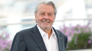 Alain Delon attends the photocall for Palme D'Or D'Honneur during the 72nd annual Cannes Film Festival on May 19, 2019 in Cannes, France