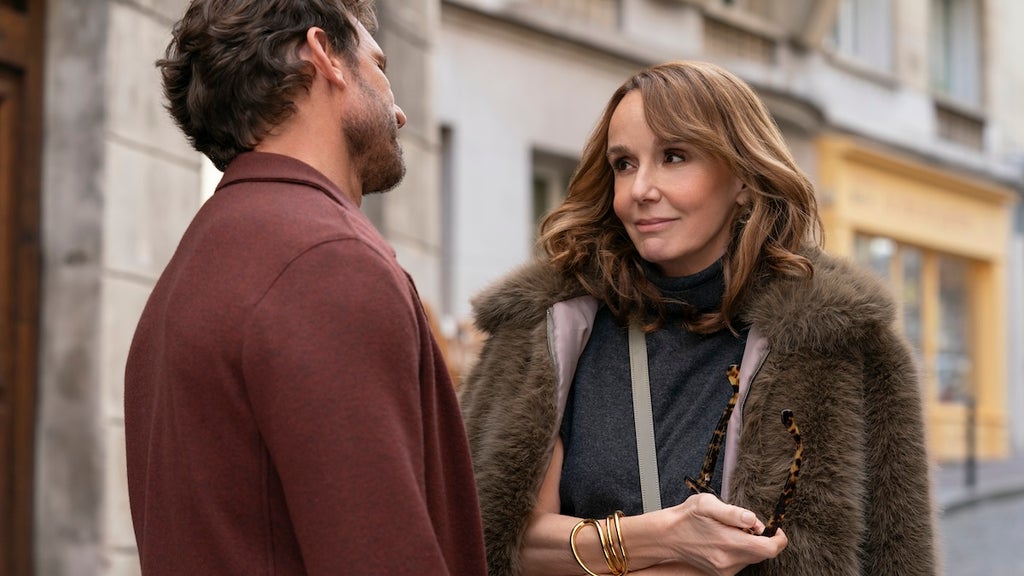 emily-in-paris-Philippine-Leroy-Beaulieu-netflix