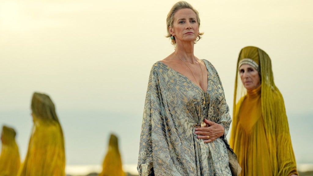 Janet McTeer as Hera  in "Kaos" (Netflix)
