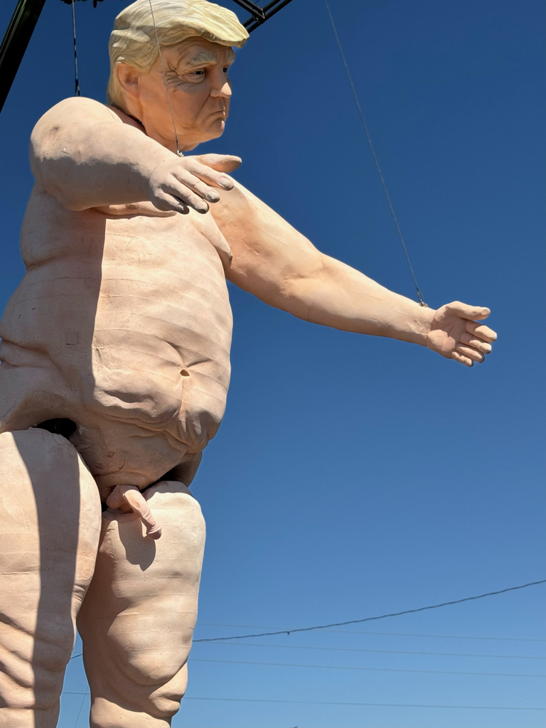 The Crooked and Obscene Giant, Naked Trump Marionette