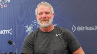 Brett Favre Reveals Parkinson’s Diagnosis at Congressional Hearing