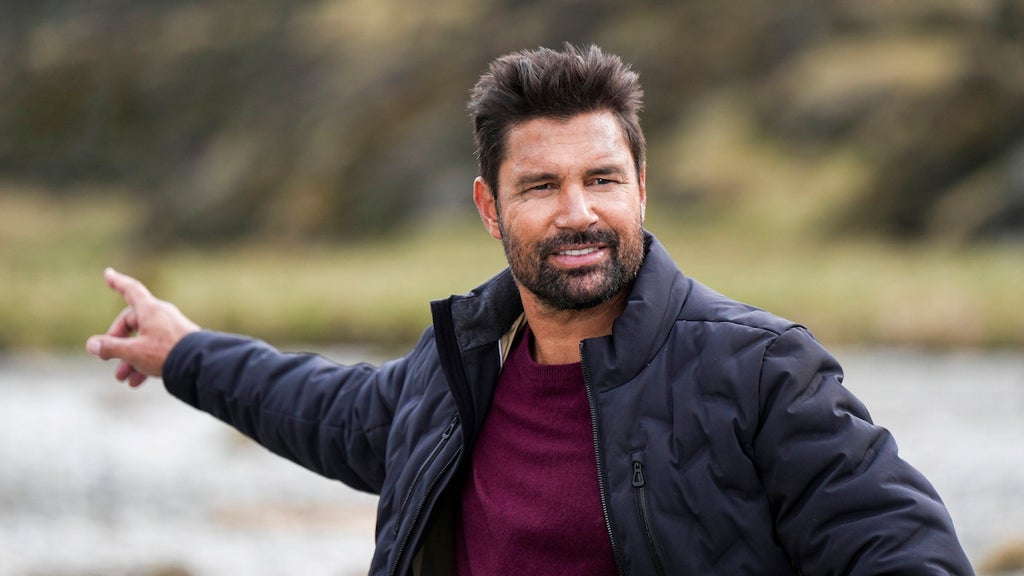 Manu Bennett, "The Summit" (CBS)
