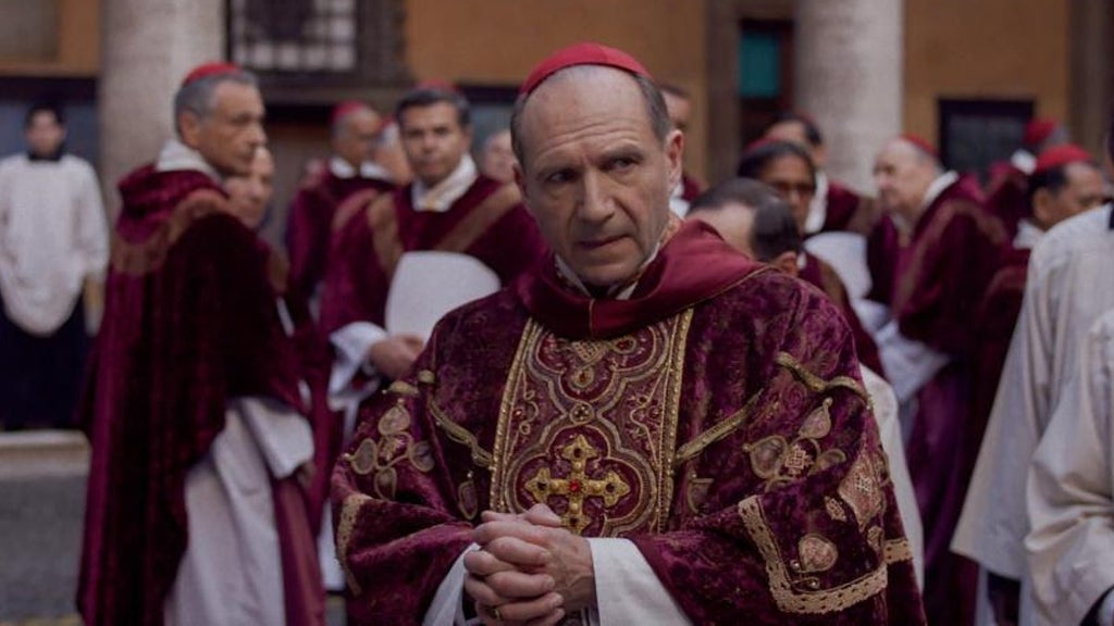 conclave-ralph-fiennes