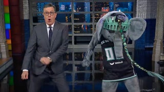 Stephen Colbert Celebrates New York Liberty’s WNBA Championship by Dancing With Ellie the Elephant | Video