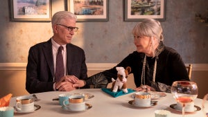 a-man-on-the-inside-ted-danson-susan-ruttan-netflix