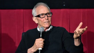 Jim Abrahams, Writer-Director of ‘Airplane!,’ ‘Naked Gun’ and Other Zucker Brothers Comedies, Dies at 80