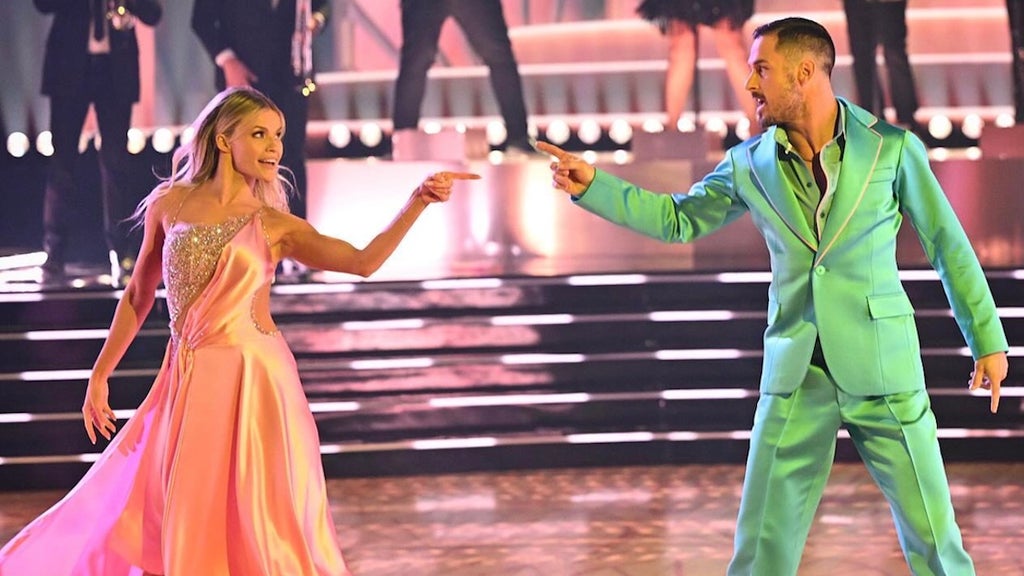 Danny Amendola and Witney Carson perform a quick step on the 500th episode of "Dancing With the Stars"