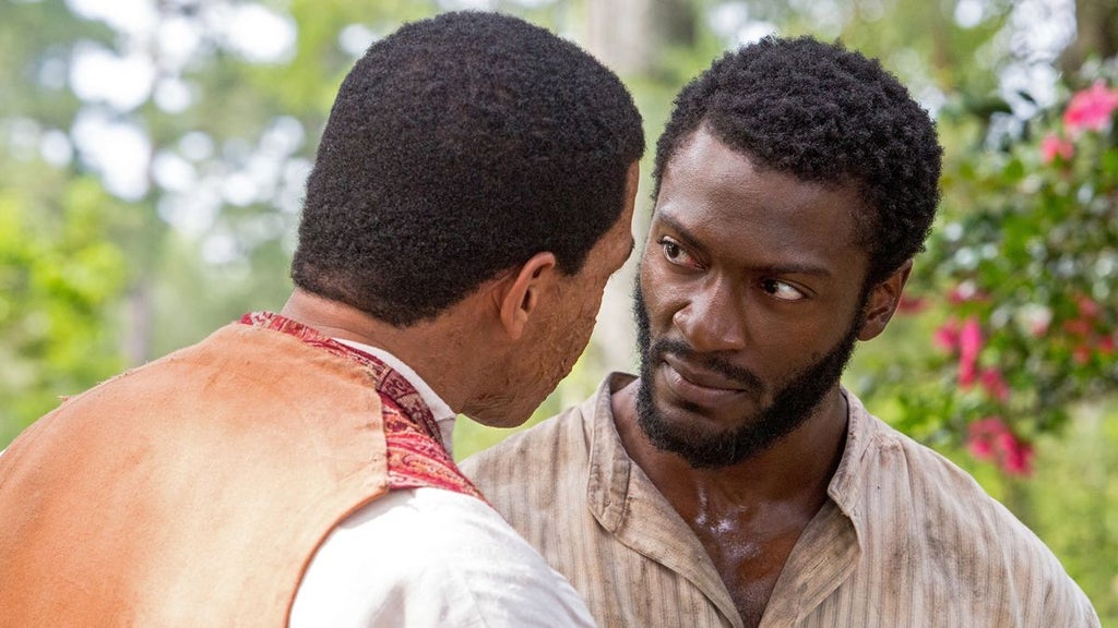 "Underground" (WGN)