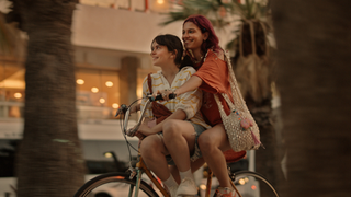 ‘Come Closer’ Director Shares How Real-Life Tragedy Inspired Her Genre-Twisting Film | Video