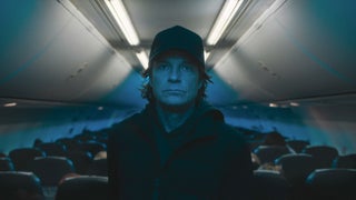 ‘Carry-On’ Cast and Character Guide: Who Stars in Netflix’s Christmas Thriller?