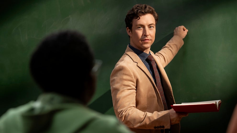 english-teacher-brian-jordan-alvarez-fx