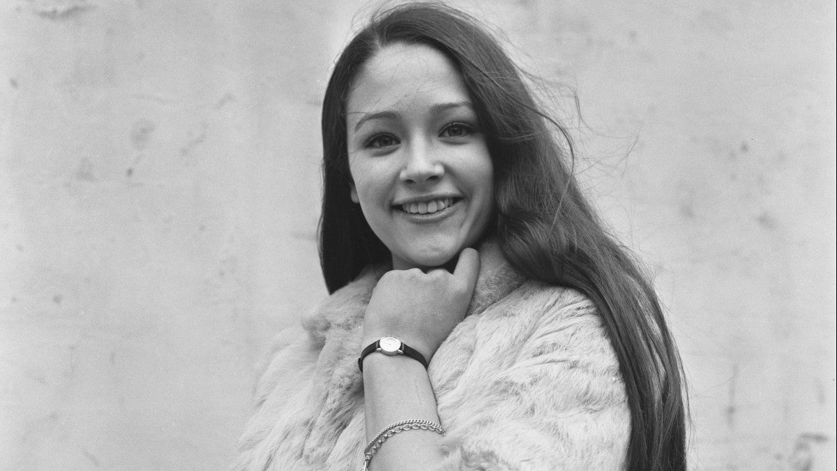 Olivia Hussey Dead 'Romeo and Juliet' Actress Was 73
