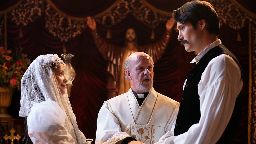one-hundred-years-of-solitude-cristal-aparicio-claudio-catano-netflix