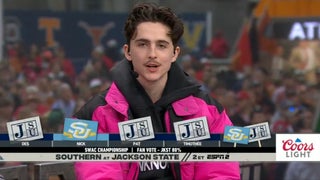 Timothée Chalamet Impresses Fans with Football Knowledge as ESPN ‘College GameDay’ Guest Picker | Video