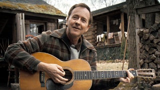 Edward Norton Found the Keys to Pete Seeger in ‘A Complete Unknown’: His Music Was Intricate and His Toilet Smelled
