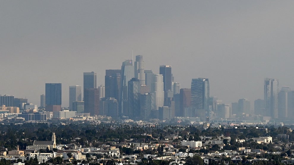 Los Angeles veiled in smoke amid wildfires. (Credit: Agustin Paullier/AFP via Getty Images)
