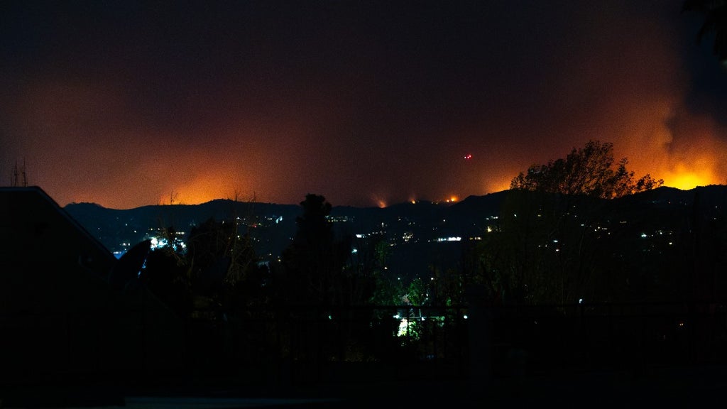 View of Palisades Fire near Encino as seen from Sherman Oaks