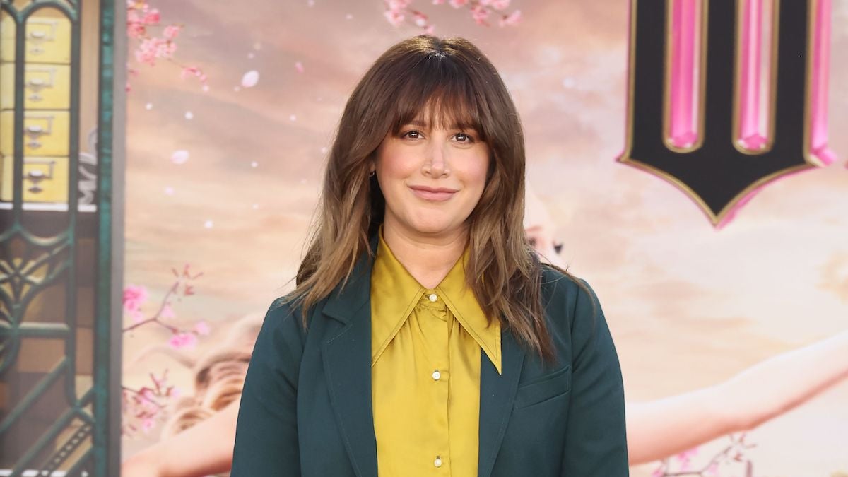 Ashley Tisdale liderará série de comédia para pais em desenvolvimento inicial para a CBS