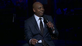 ‘SNL’: Dave Chappelle Pleads With Trump to ‘Do Better This Time,’ Urges Empathy for Palestinians in Monologue | Video