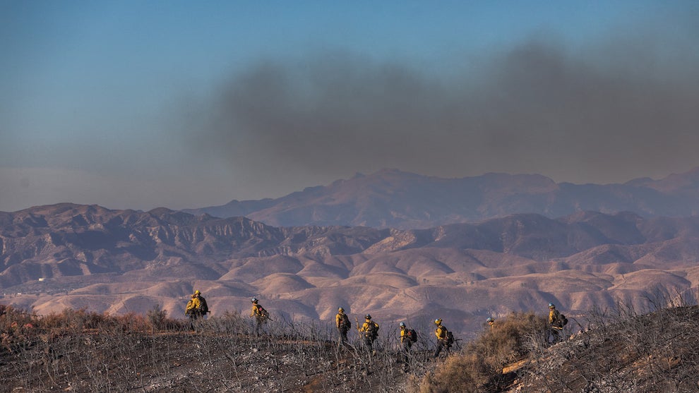 Hughes Fire, Day 2 (Apu Gomes/AFP via Getty Images)