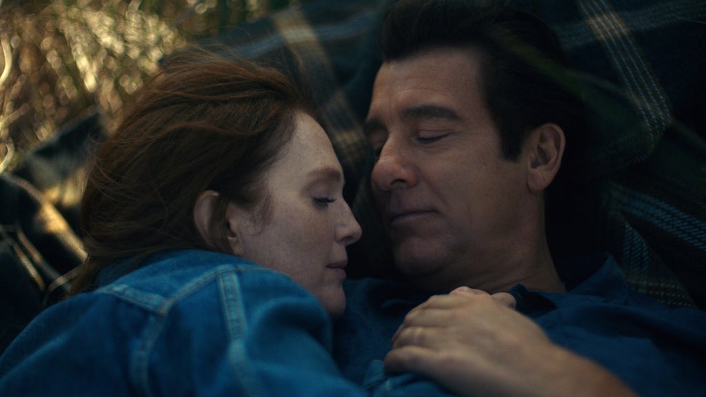liseys-story-julianne-moore-clive-owen-apple