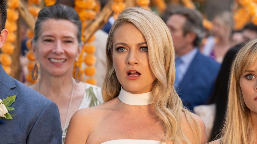 Meredith Hagner in "You're Cordially Invited" (Prime Video)