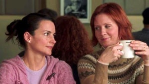 Kristin Davis and Cynthia Nixon on "Sex and the City" (Credit: HBO)