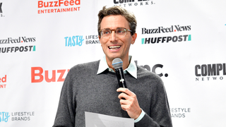 BuzzFeed CEO Says AI ‘Destroyed the Internet,’ Plans New Social App for ‘Human Creativity Fighting Against the Machine’