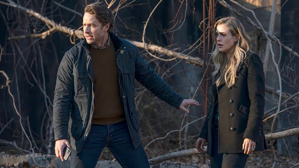 Josh Dallas and Melissa Roxburgh in "Manifest."