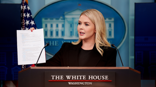 Trump White House Will Now Pick Which Press Pool Reporters Get to Ask Questions