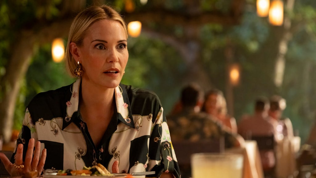 Leslie Bibb in "The White Lotus" Season 3, Episode 3.