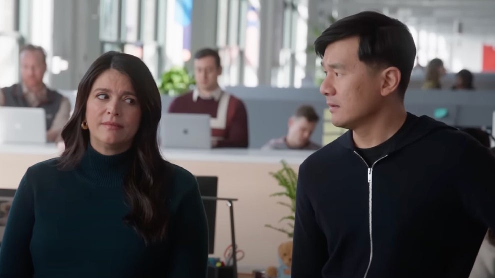 Cecily Strong and Ronny Chieng on "Last Week Tonight" (Credit: HBO)