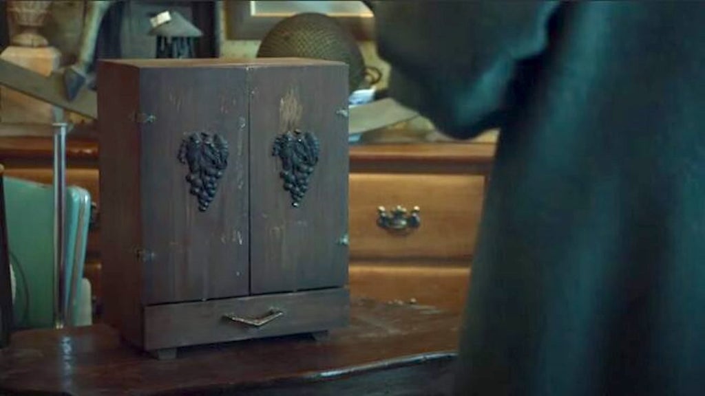 The Dybbuk Box in Paranormal Witness