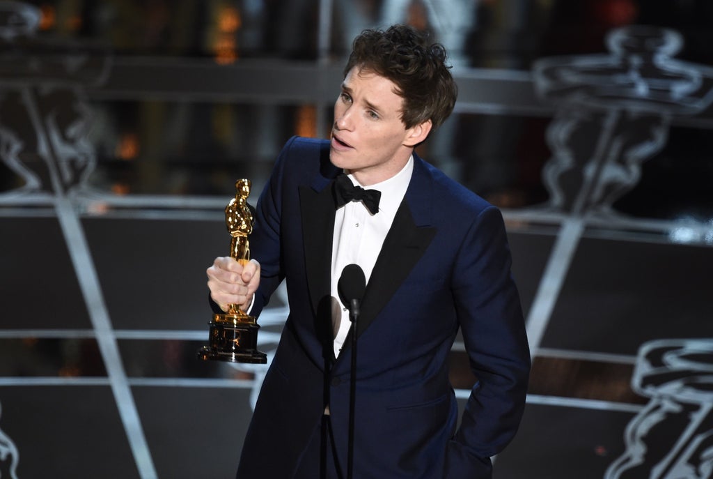 Eddie Redmayne accepts his Best Actor award for "The Theory of Everything" at the 87th Oscars