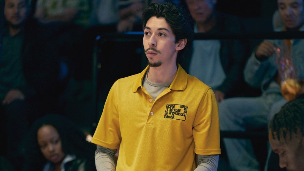 Fabrizio Guido in "Running Point" (Netflix)