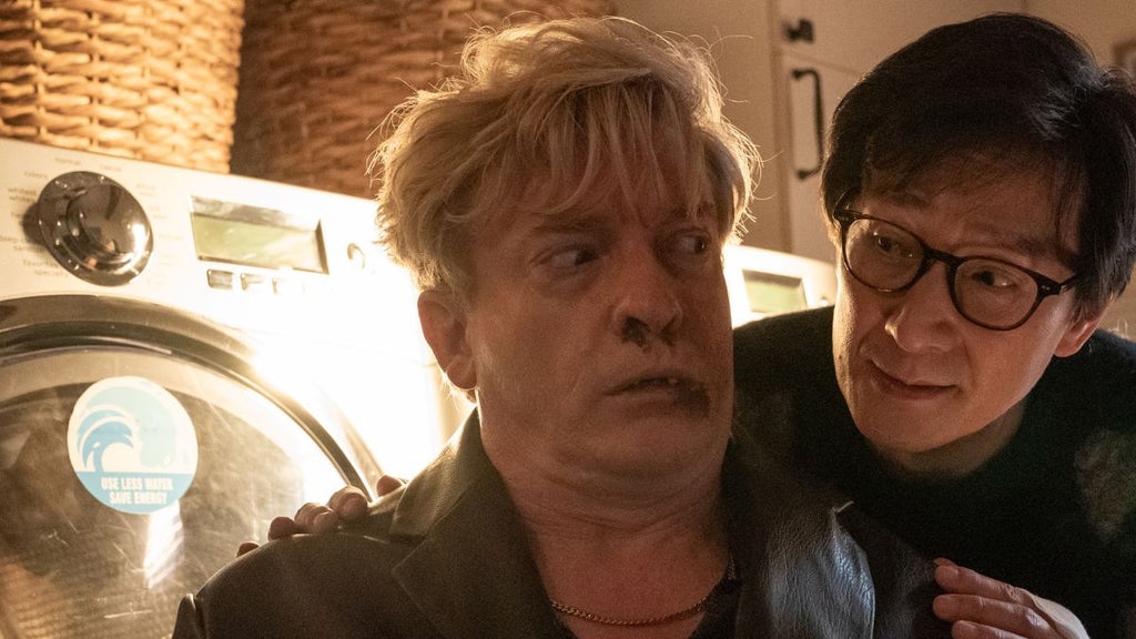 Rhys Darby as Kippy in Love Hurts (Allen Fraser/Universal Pictures)