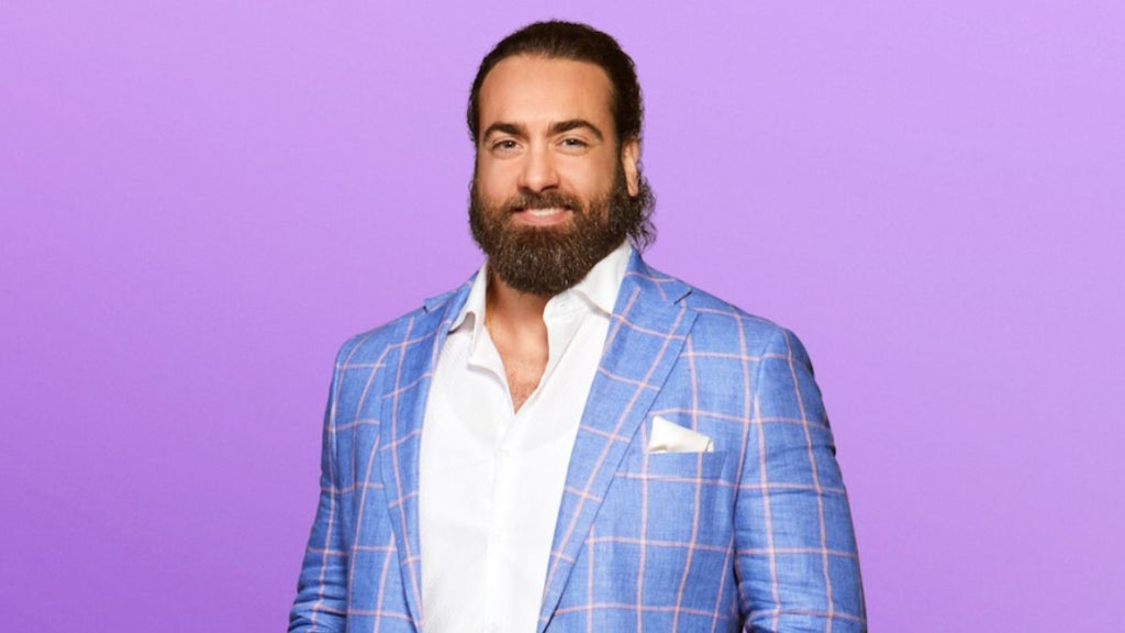 Tom of "Love Is Blind" Season 8 (Netflix)