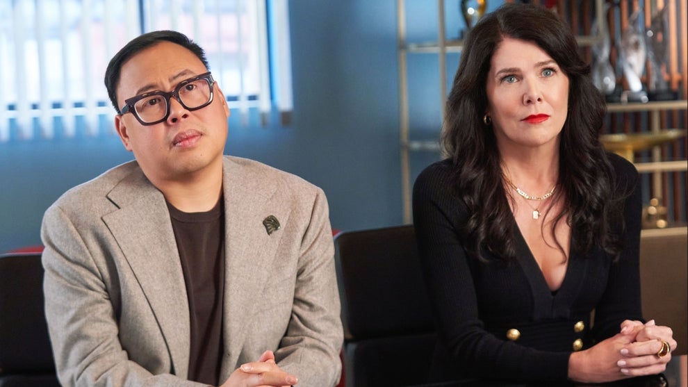 Nico Santos and Lauren Graham on "The Z-Suite" (Credit: Tubi)