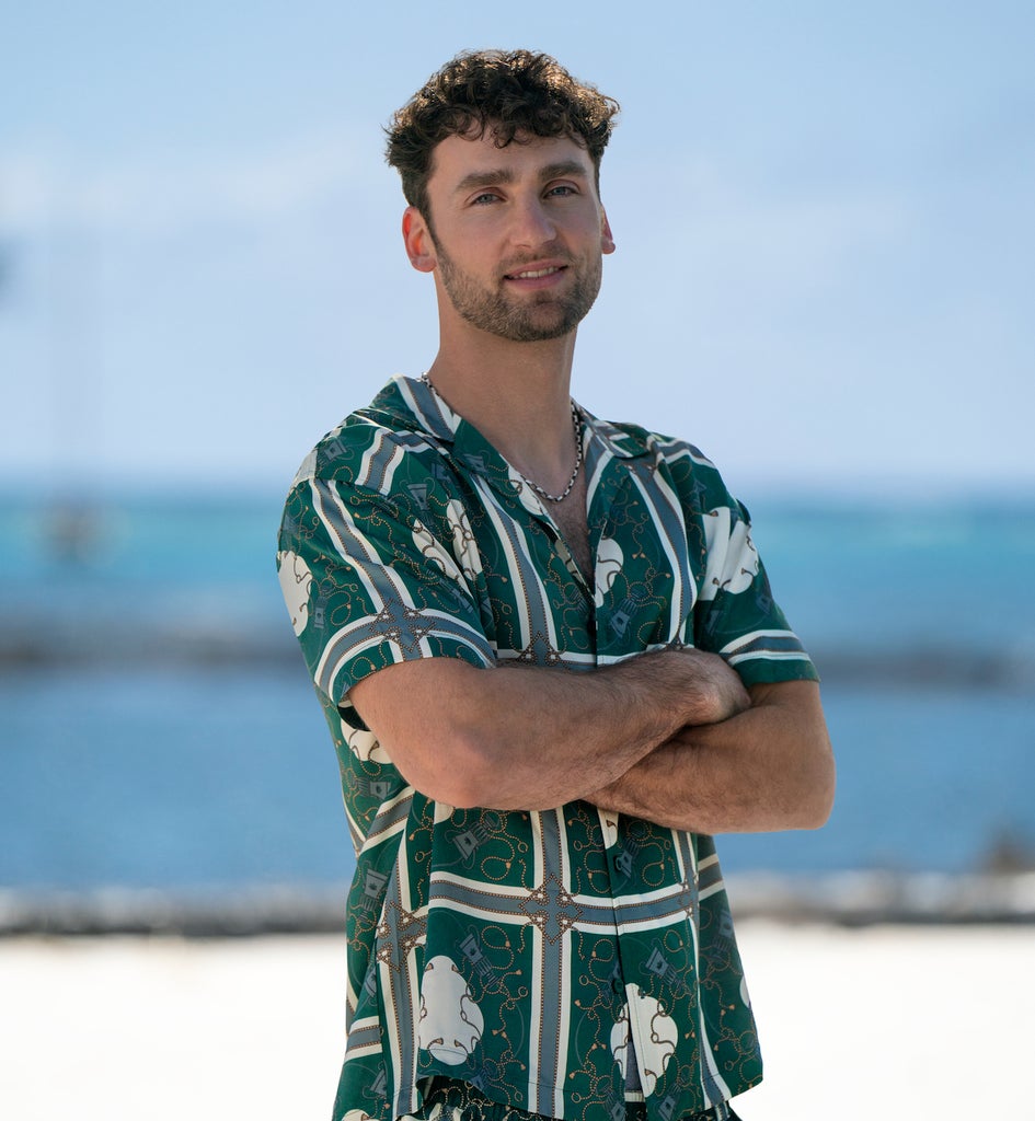 Case Burton in season 1 of Temptation Island. (Credit: Tyler Golden/Netflix)
