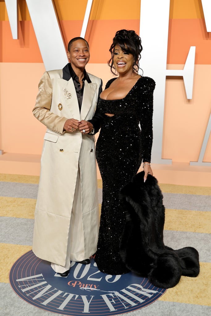 Jessica Betts, Niecy Nash-Betts 