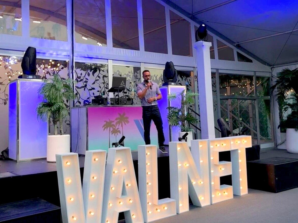 Hassan Youssef, Valnet