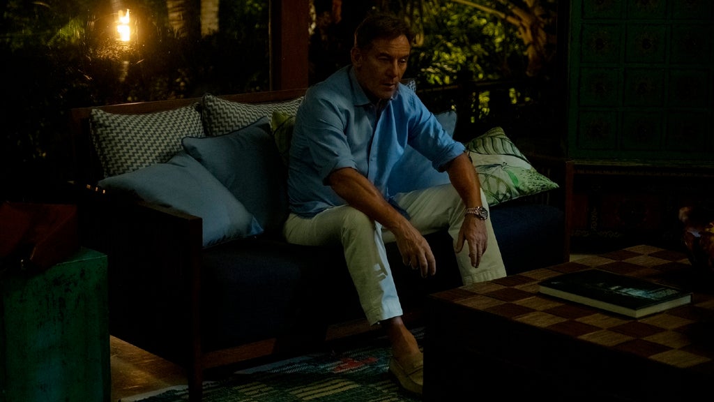 Jason Isaacs in "The White Lotus" Season 3, Episode 5. (Fabio Lovino/HBO)