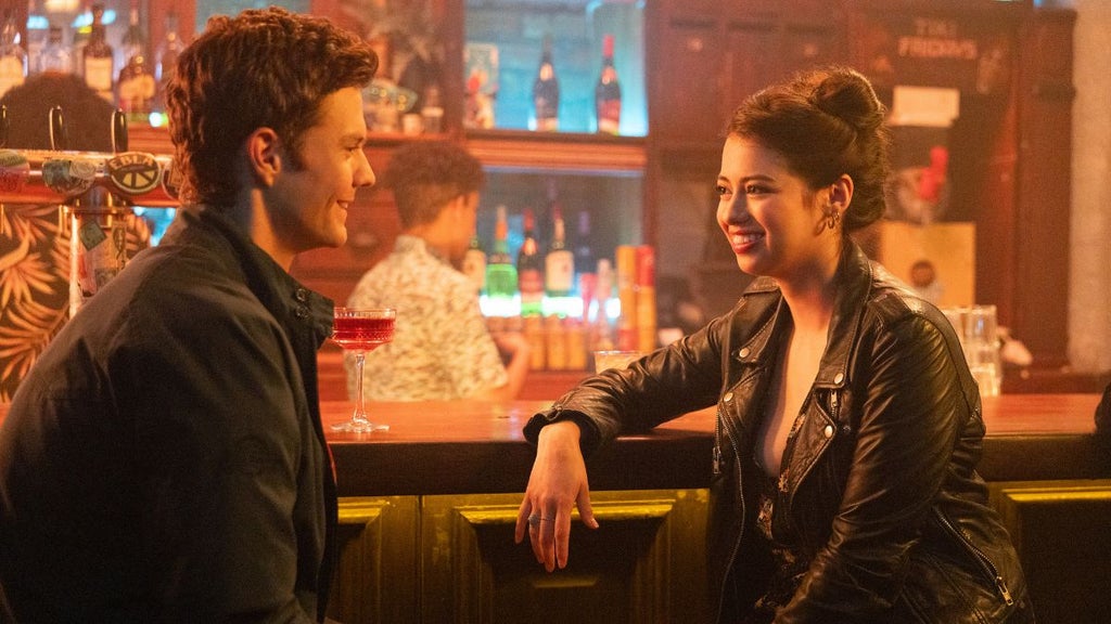 Amber Midthunder and Jack Quaid in "Novocaine" (Credit: Paramount Pictures)