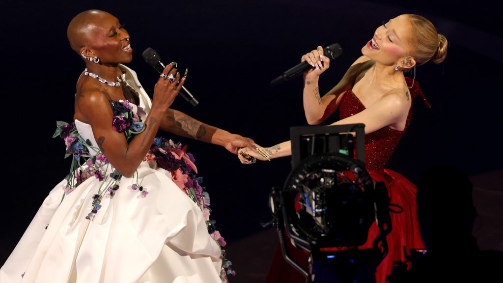 ariana-grande-cynthia-erivo-oscars