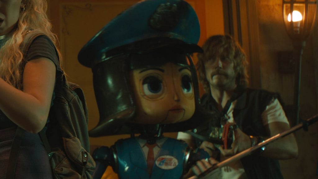 Penny Pal in "the Electric State" (Netflix)